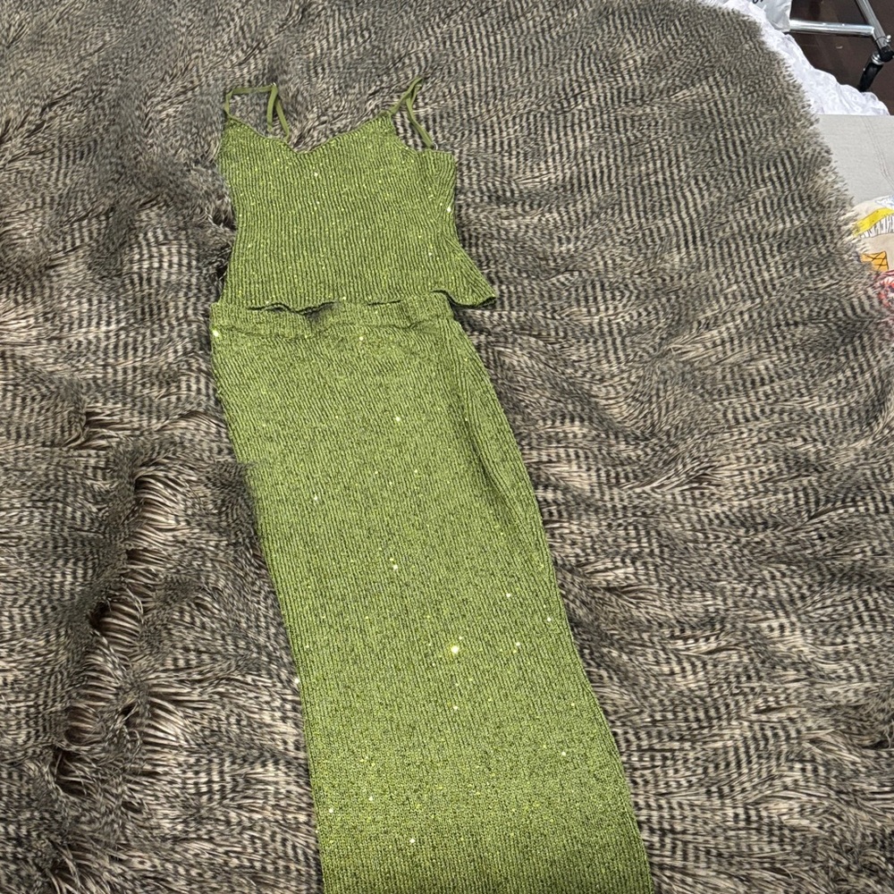 Elegant Green Sleeveless 2 Piece Dress